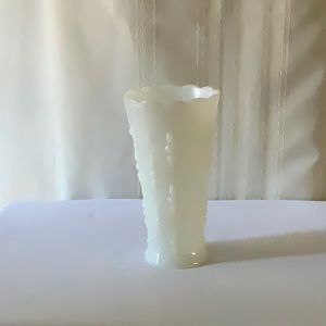 Plain white decorative Vase